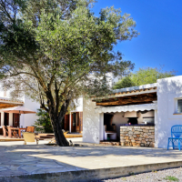 Villa Ario