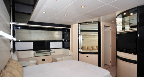 BROKER CHARTER RIVA VENERE 75