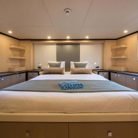 VQ 82 SEA STORY