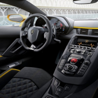 LAMBORGHINI AVENTADOR LP700-4 700CV