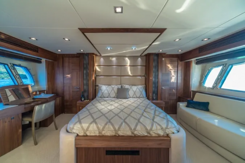 SUNSEEKER 80 SPORT SEAWATER