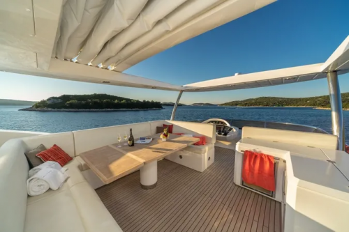 SUNSEEKER 80 SPORT SEAWATER